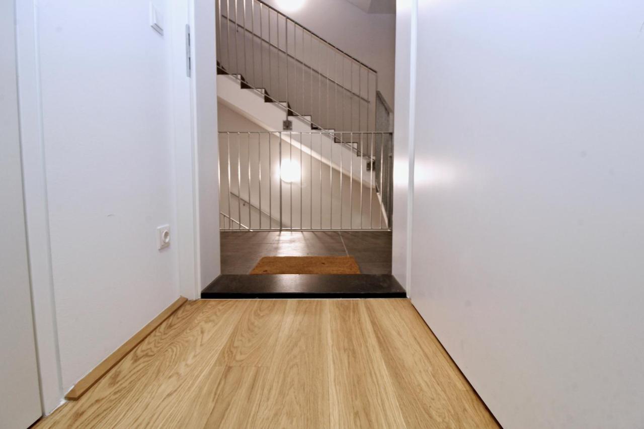 Balcony/Pool/Free Parking Garage Studio Vienna Exterior photo