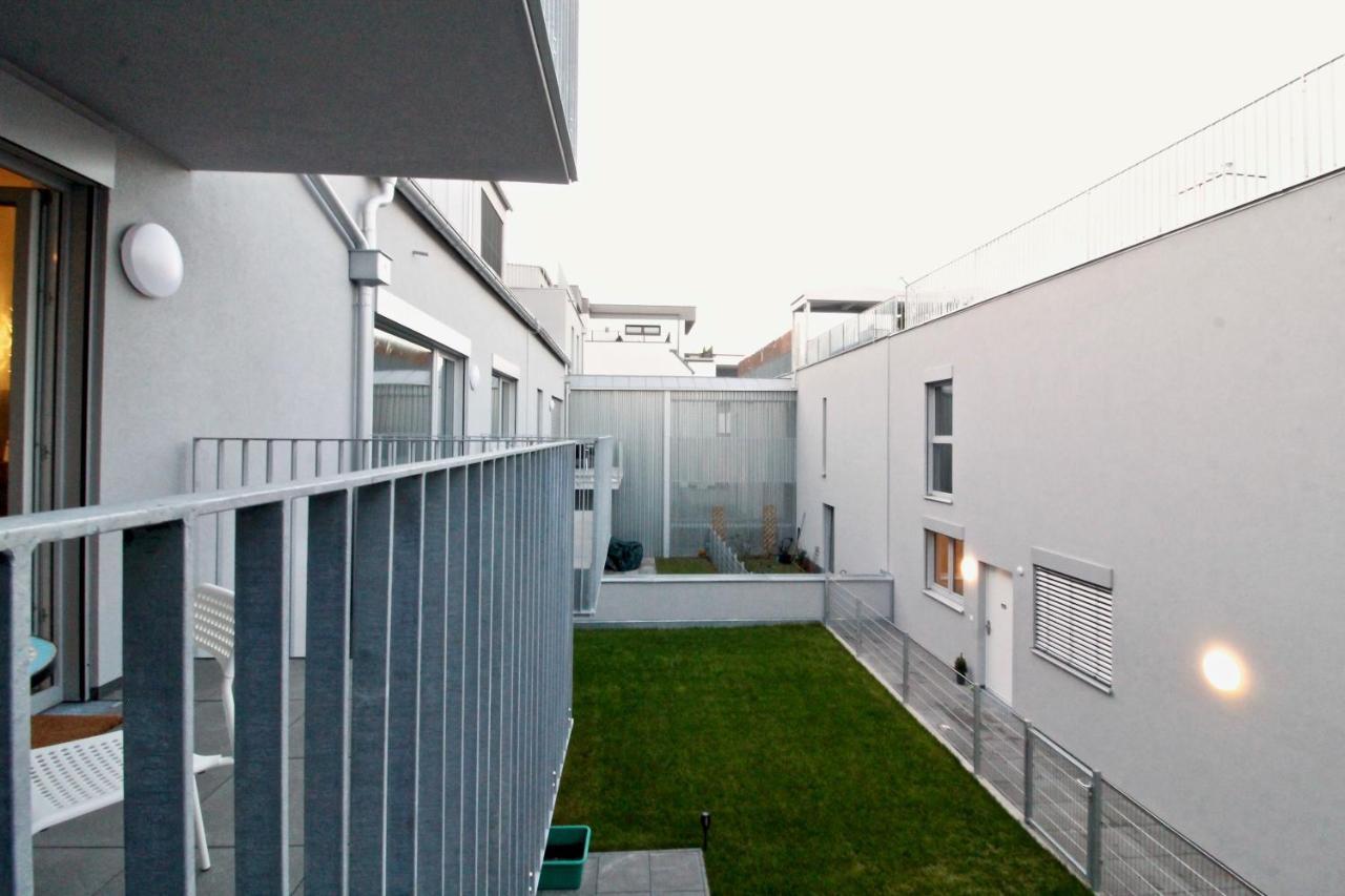 Balcony/Pool/Free Parking Garage Studio Vienna Exterior photo