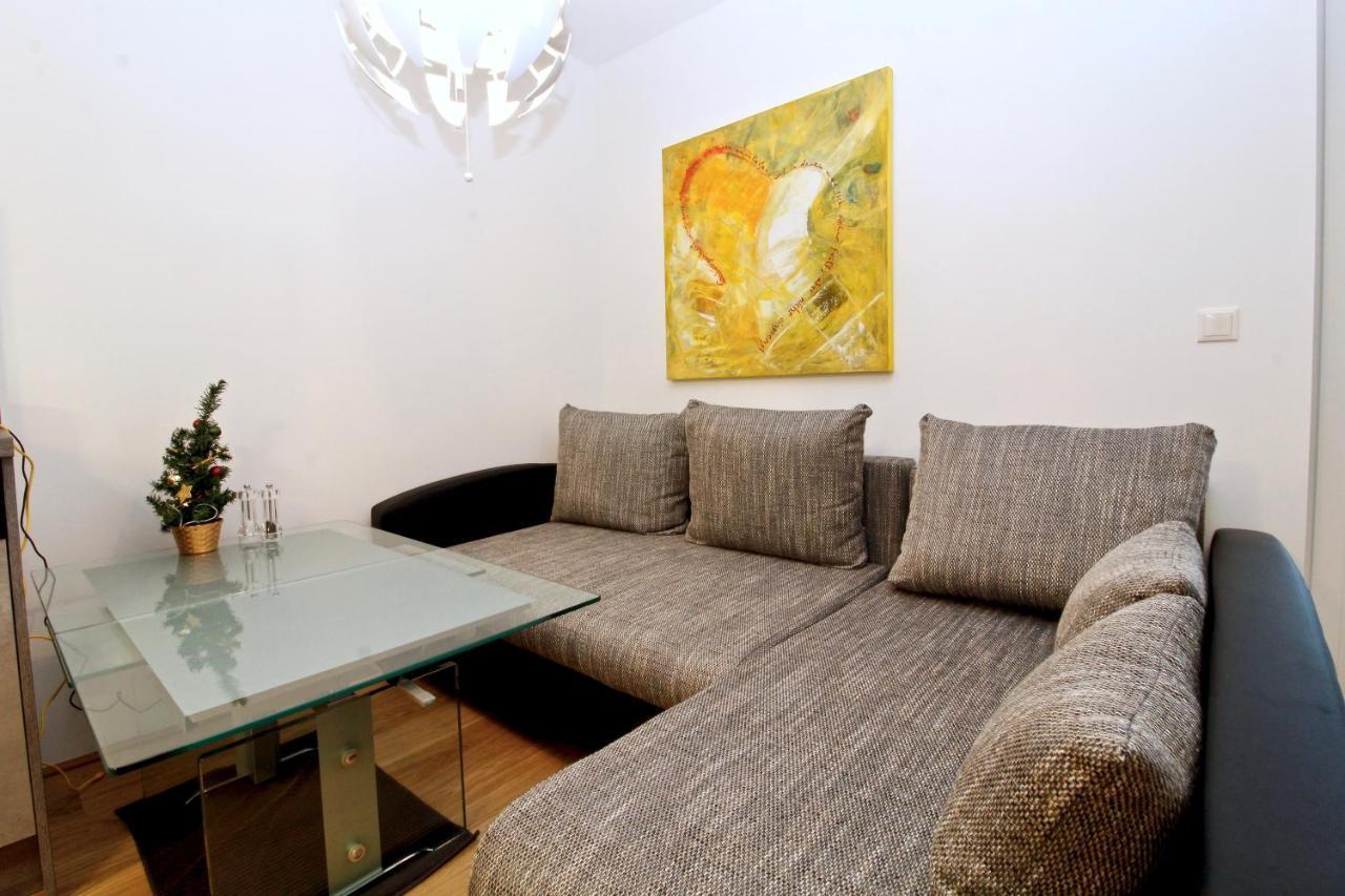 Balcony/Pool/Free Parking Garage Studio Vienna Exterior photo