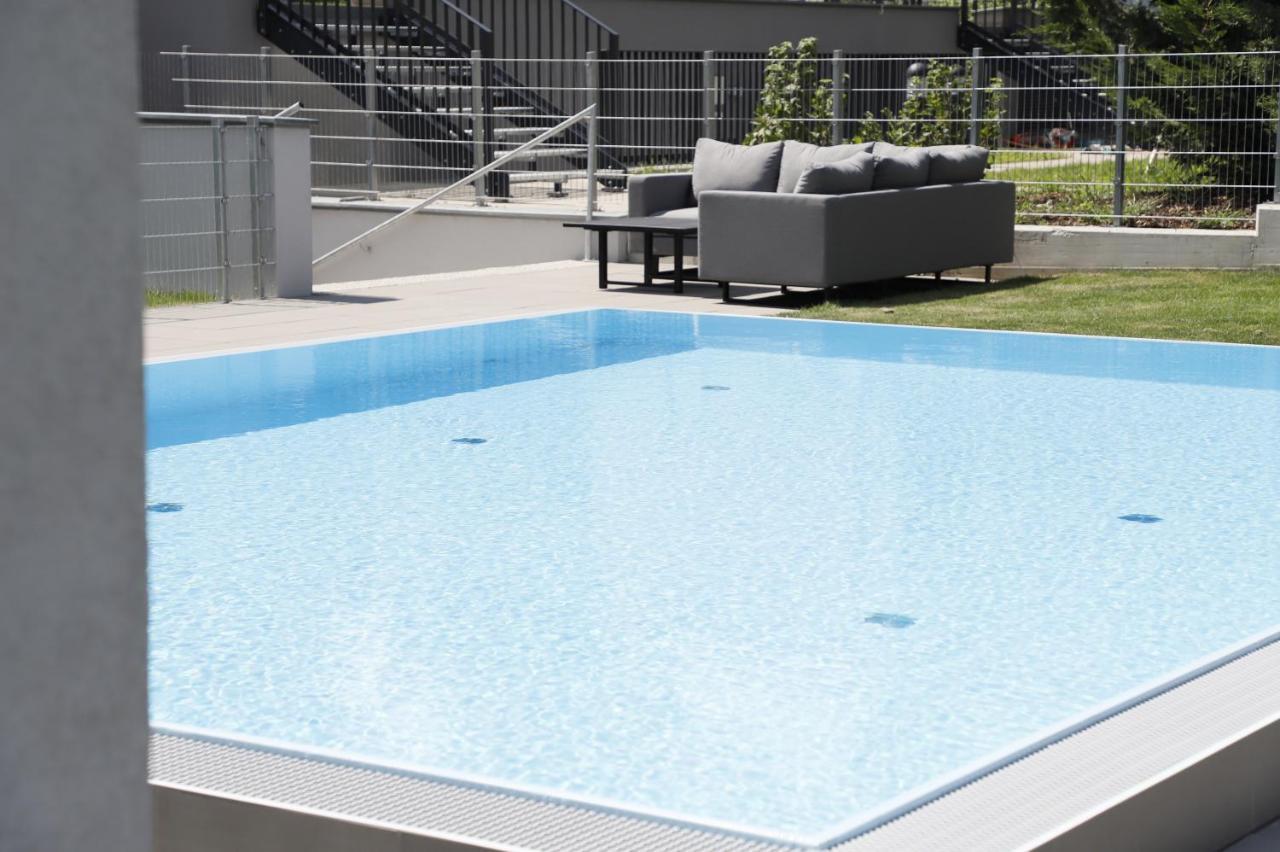 Balcony/Pool/Free Parking Garage Studio Vienna Exterior photo